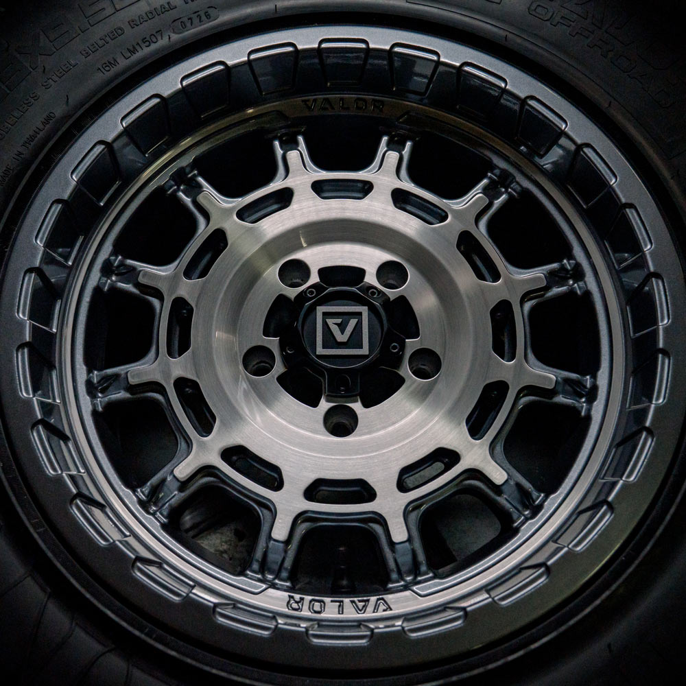 V17 UTV Wheel Brushed Gunmetal