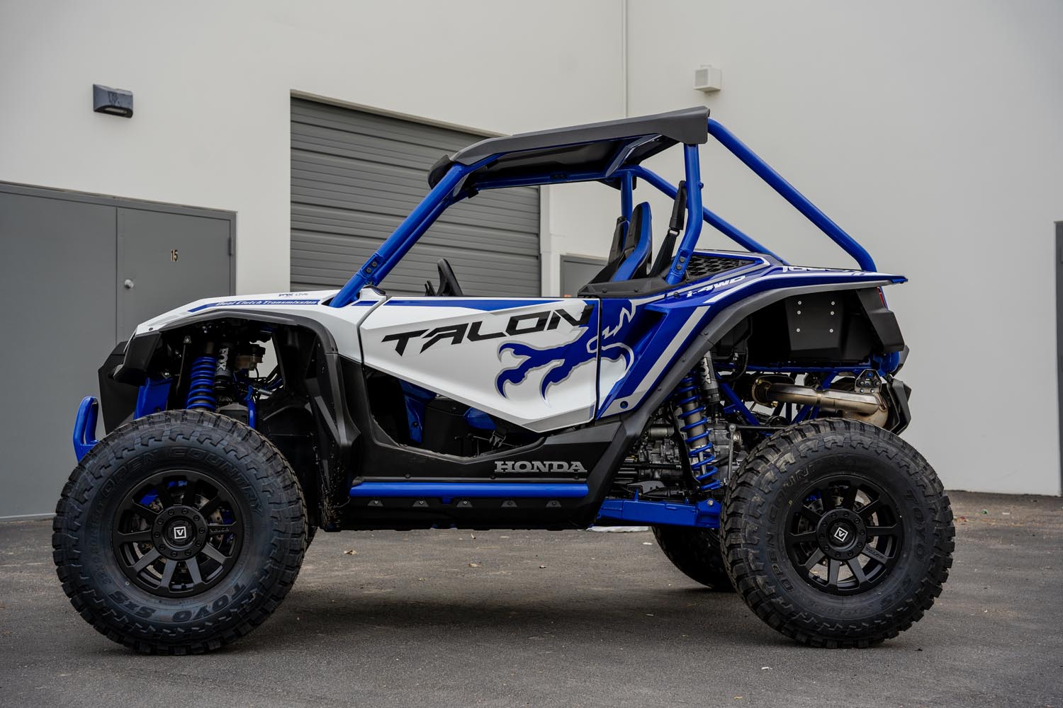 Honda Talon on V02 Dual Drill UTV Wheels