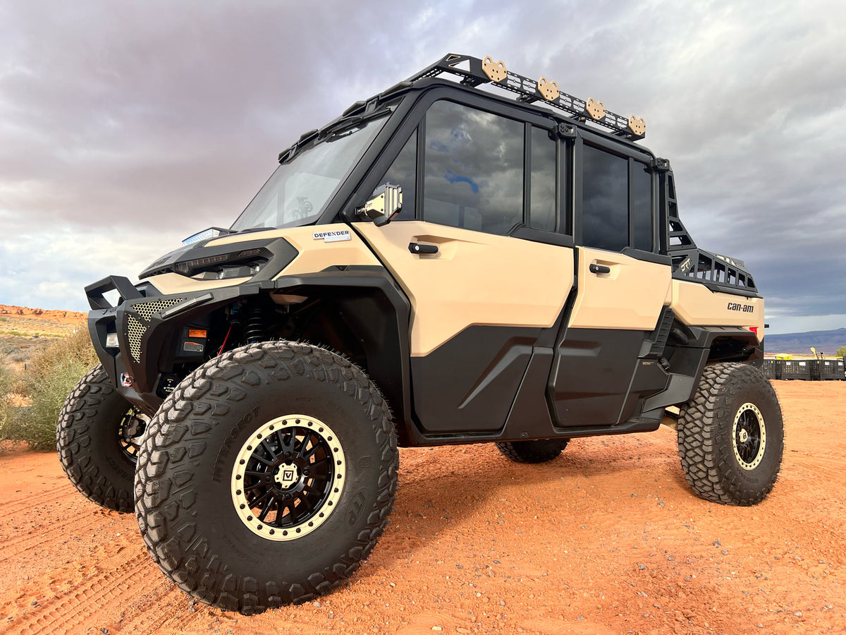 Can-Am Defender on 15x7 V16 Beadlock Wheels