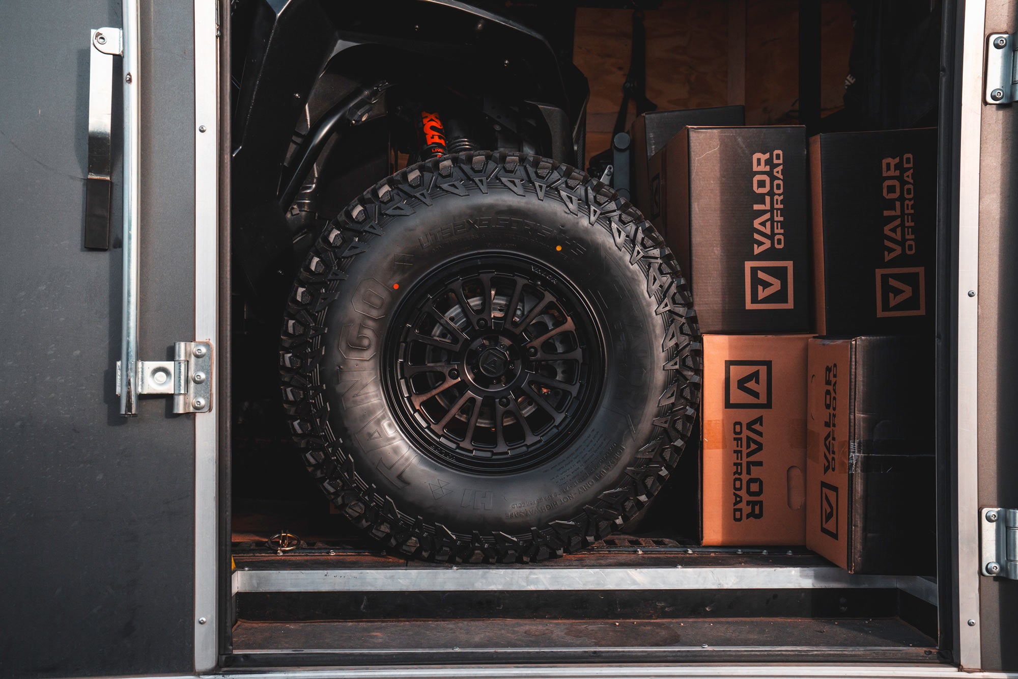 バロー☆ V17 UTV Wheel | Valor Offroad