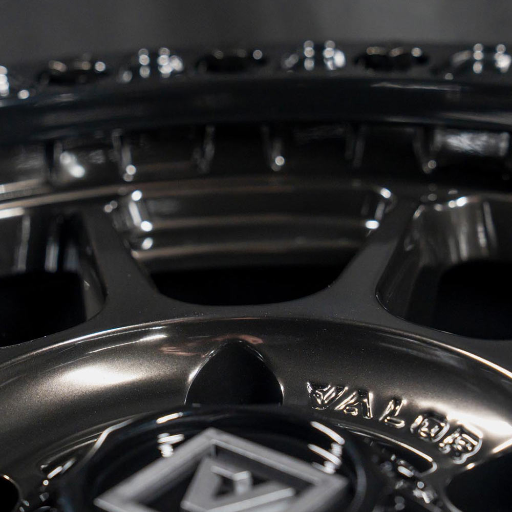 V18 Beadlock UTV Wheel Hyper Black | Valor Offroad