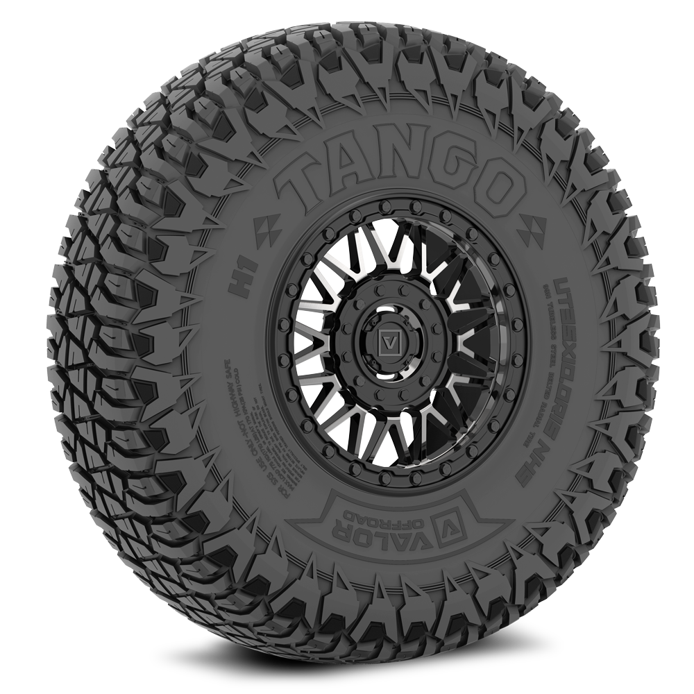 Tango on 15x7 V08 DT UTV Wheel and Tire Kit