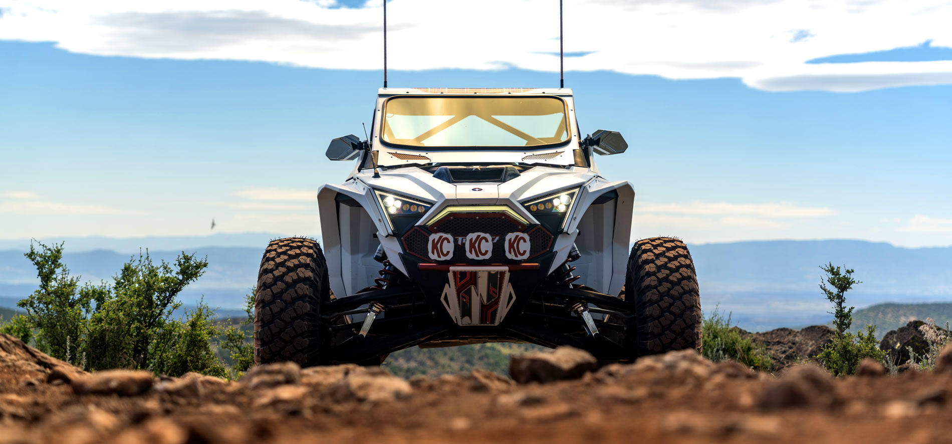 Valor Offroad UTV Can-AM wheels tires UTV Banner Image